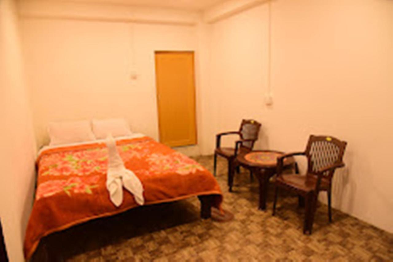 Hotel Paradise Inn Nagaon  ภายนอก รูปภาพ