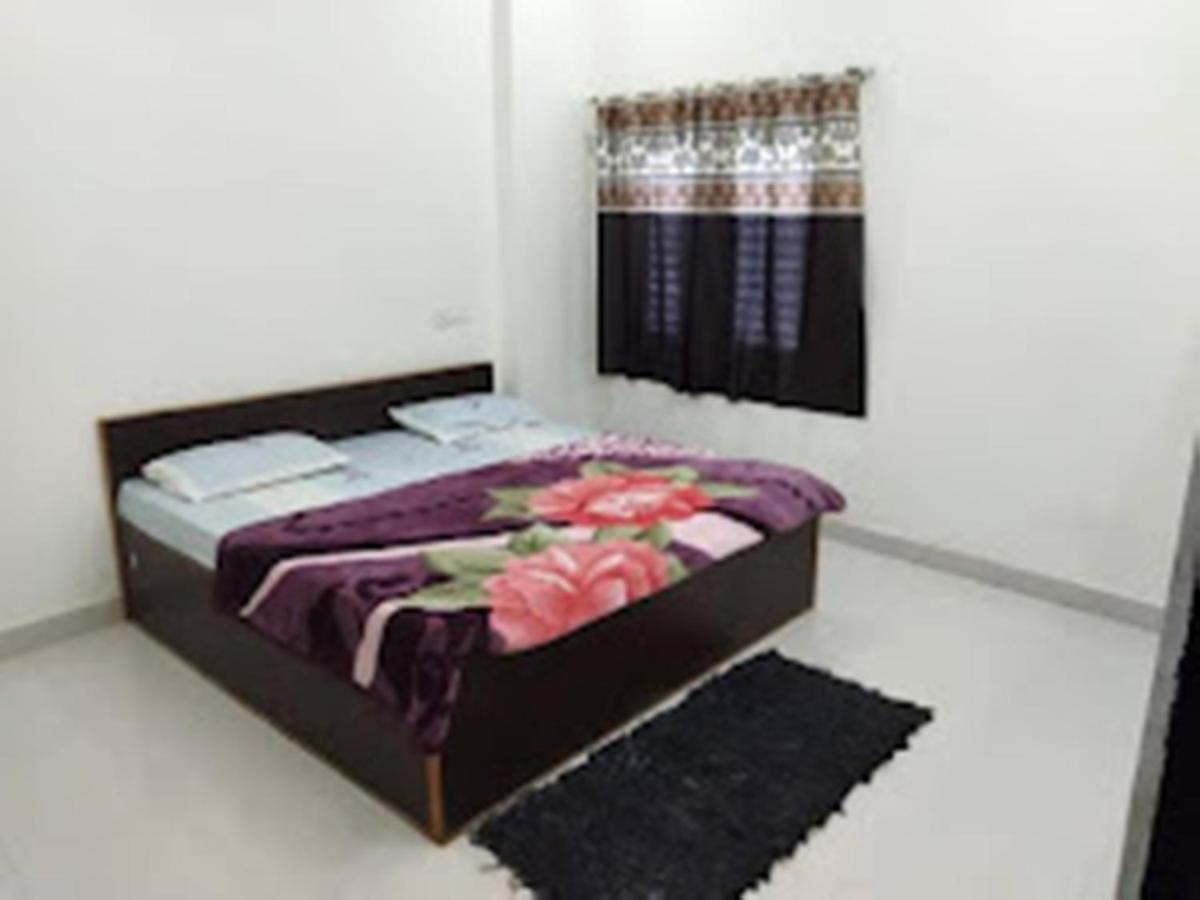 Hotel Paradise Inn Nagaon  ภายนอก รูปภาพ