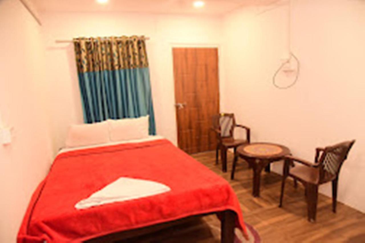 Hotel Paradise Inn Nagaon  ภายนอก รูปภาพ